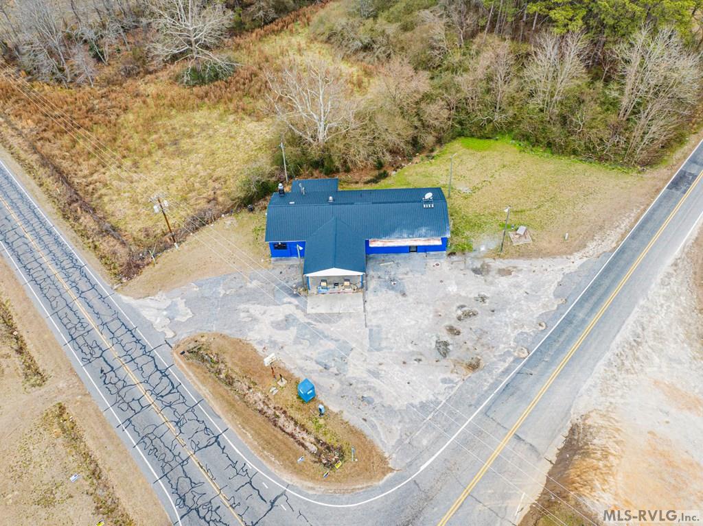 22091 Hwy 48 Property Photo 8