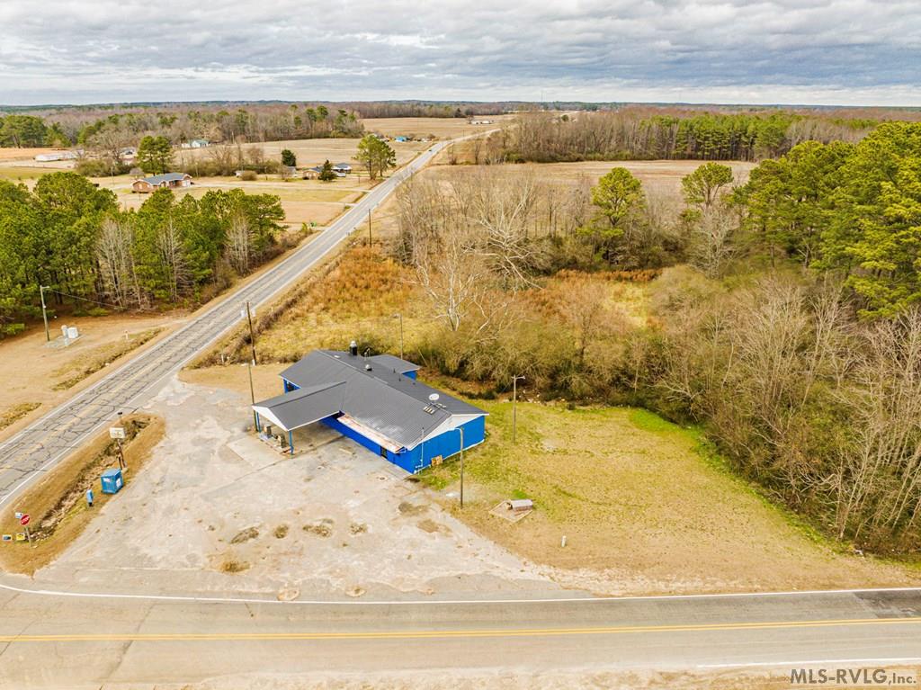 22091 Hwy 48 Property Photo 11