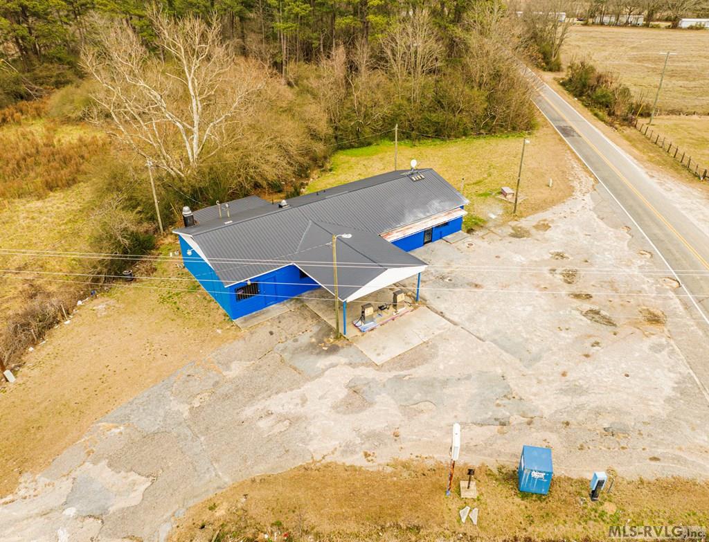 22091 Hwy 48 Property Photo 14