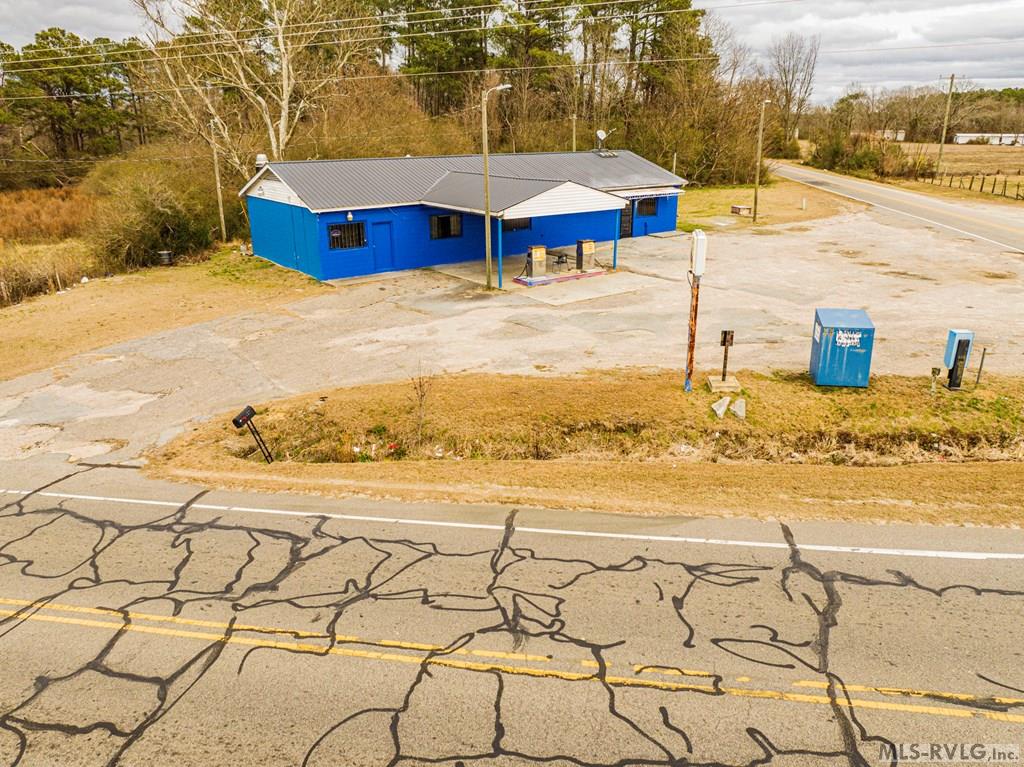 22091 Hwy 48 Property Photo 15