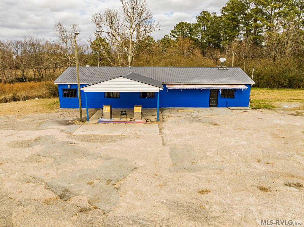 22091 Hwy 48 Property Photo 16