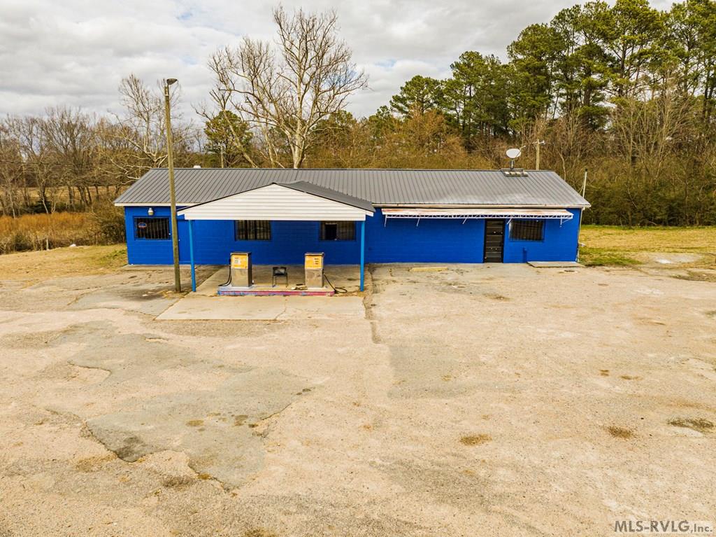 22091 Hwy 48 Property Photo 17