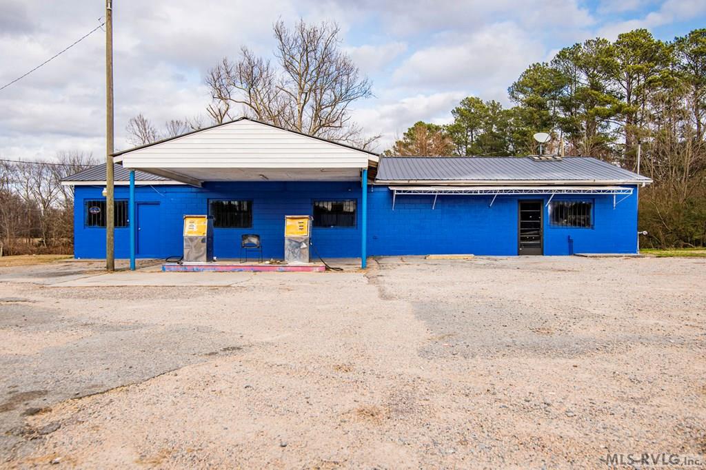 22091 Hwy 48 Property Photo 19