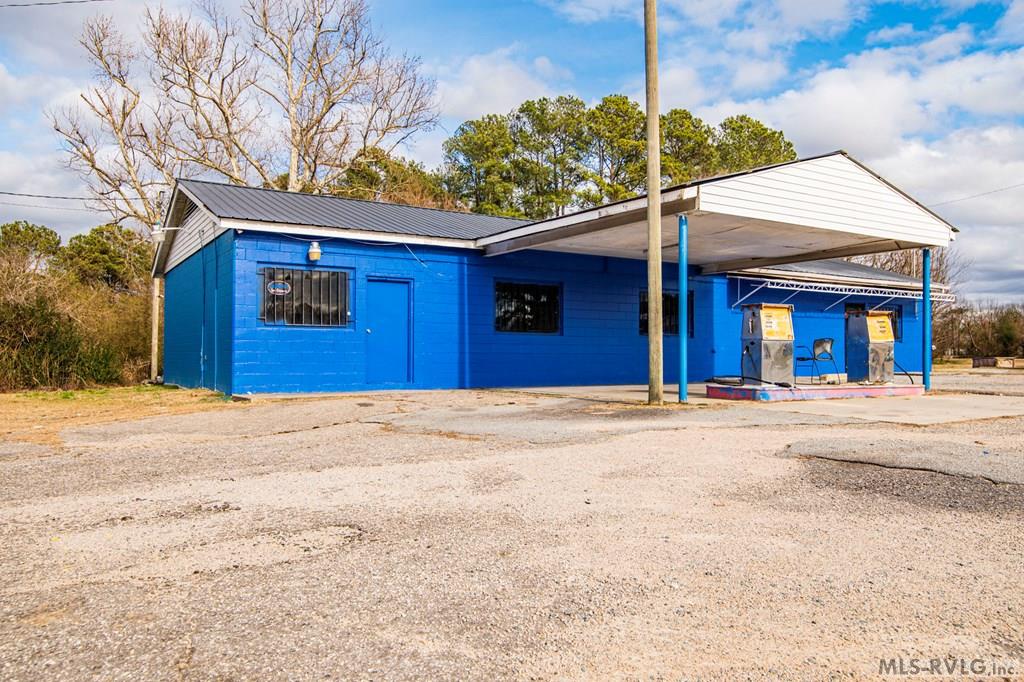 22091 Hwy 48 Property Photo 20