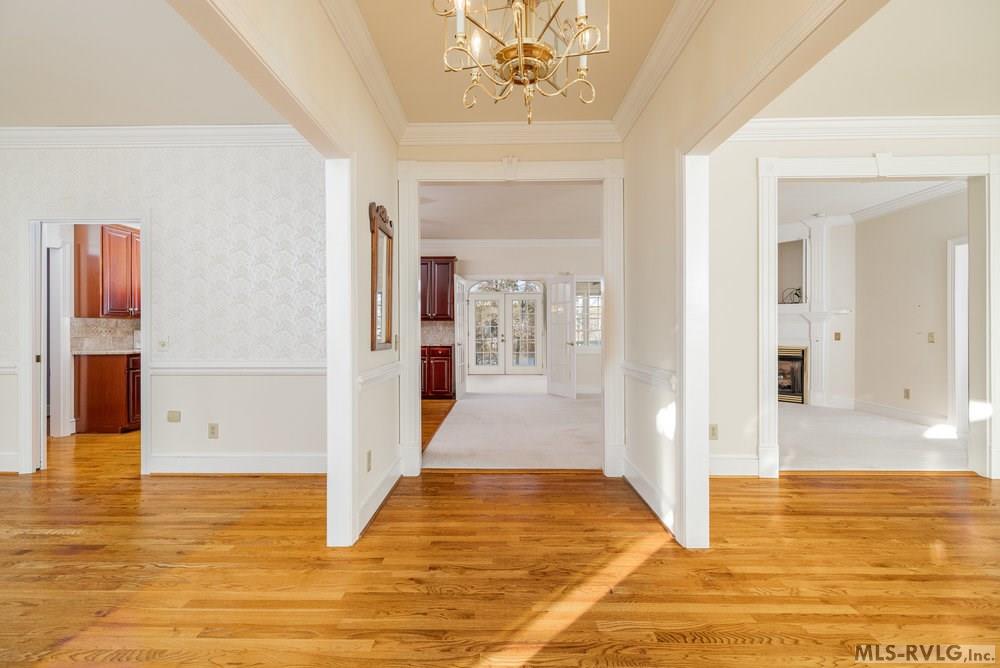 81 Moss Point Property Photo 9