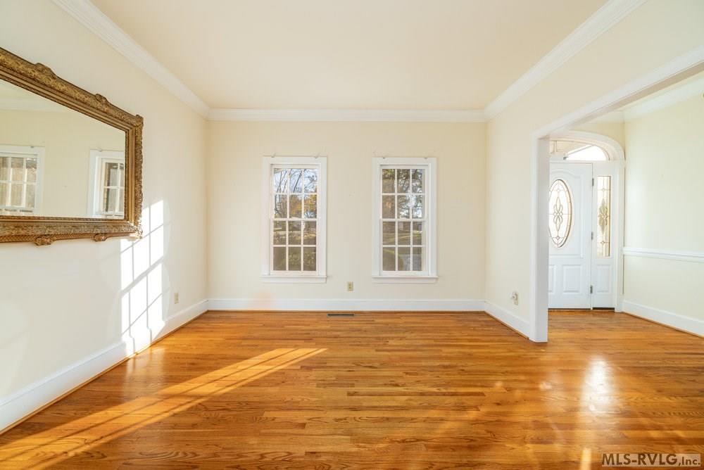 81 Moss Point Property Photo 11