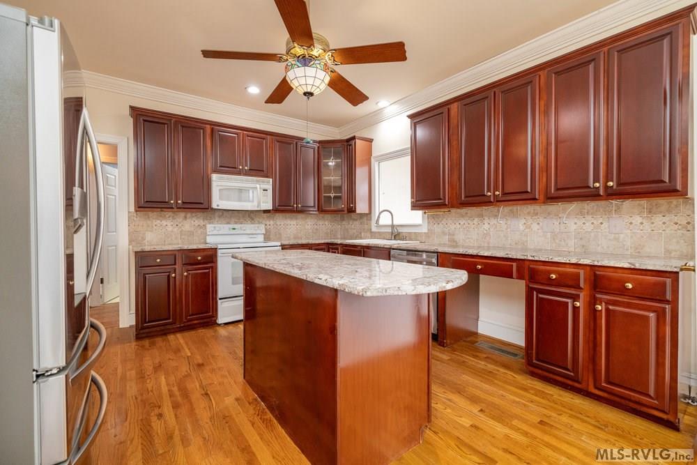 81 Moss Point Property Photo 15
