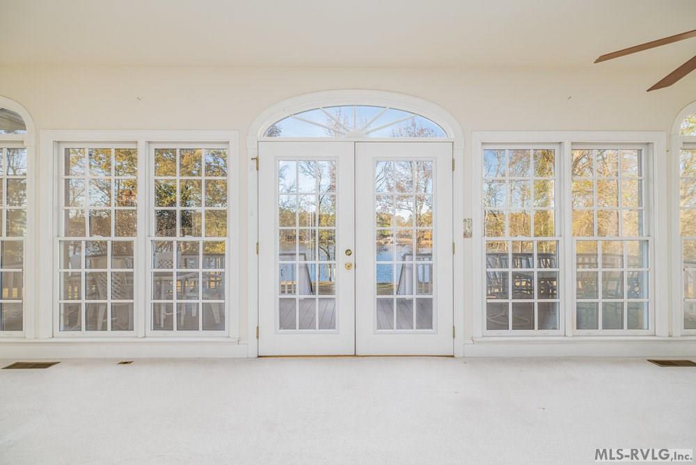 81 Moss Point Property Photo 19