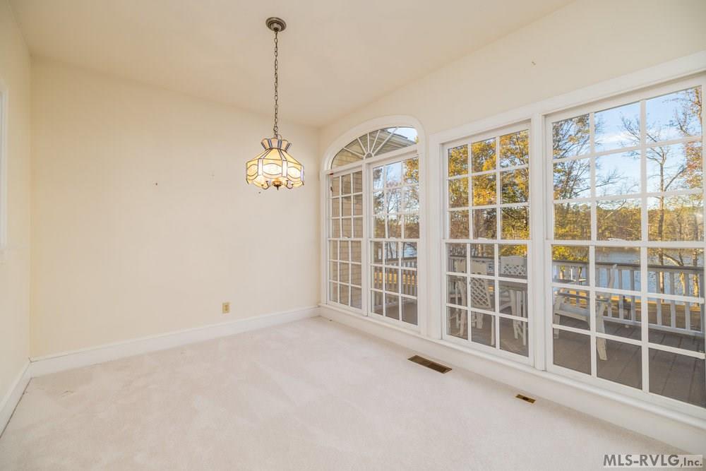 81 Moss Point Property Photo 22