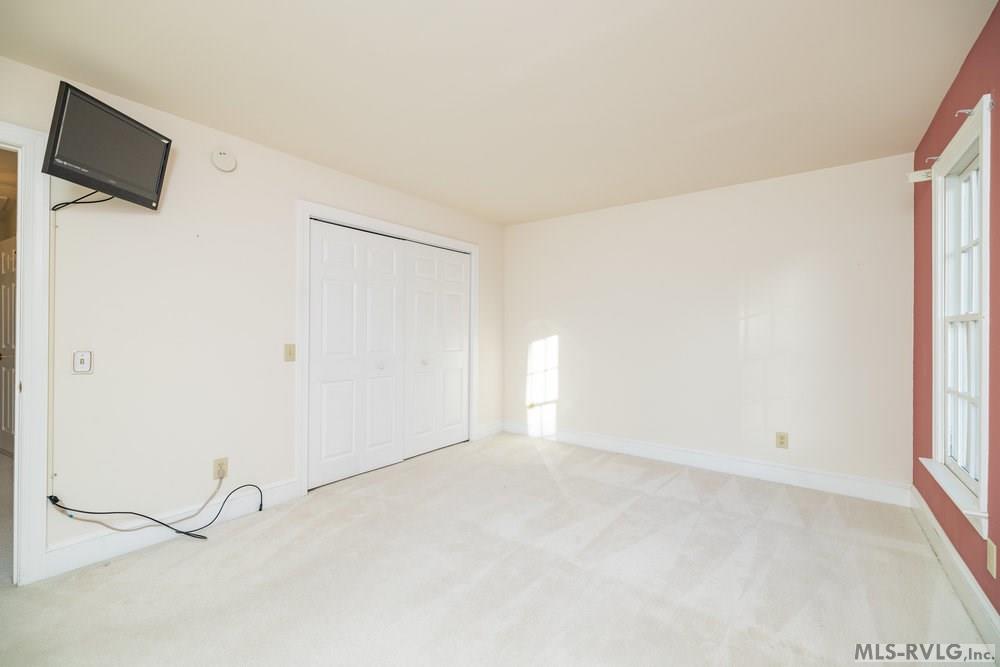 81 Moss Point Property Photo 37