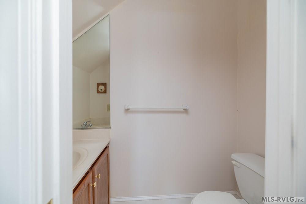 81 Moss Point Property Photo 40