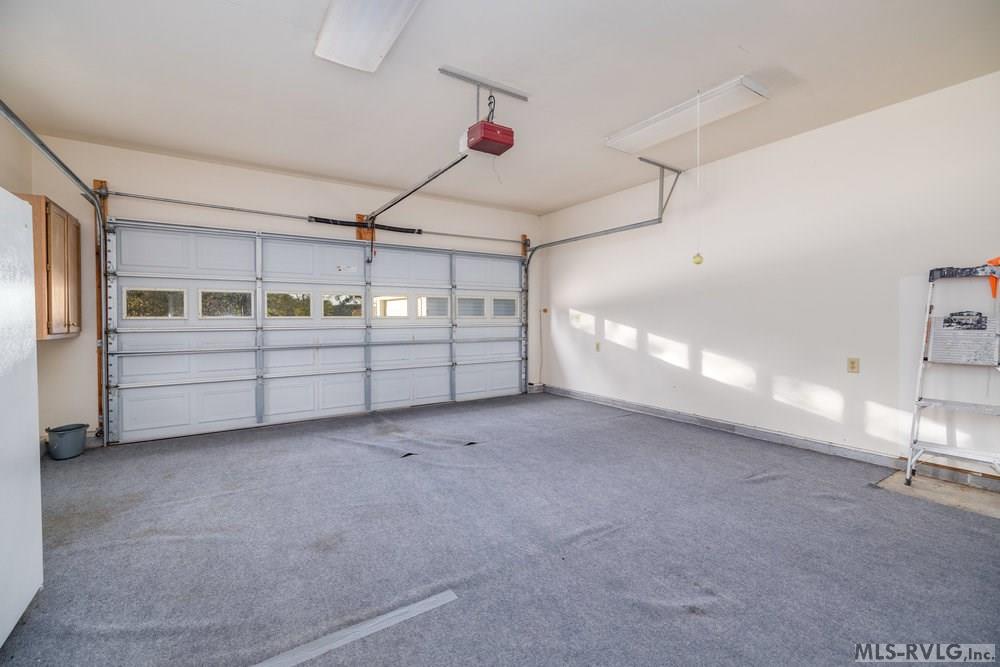 81 Moss Point Property Photo 41