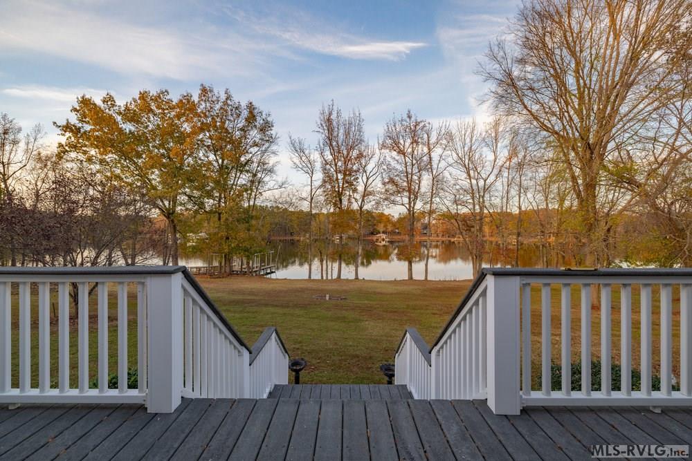 81 Moss Point Property Photo 44