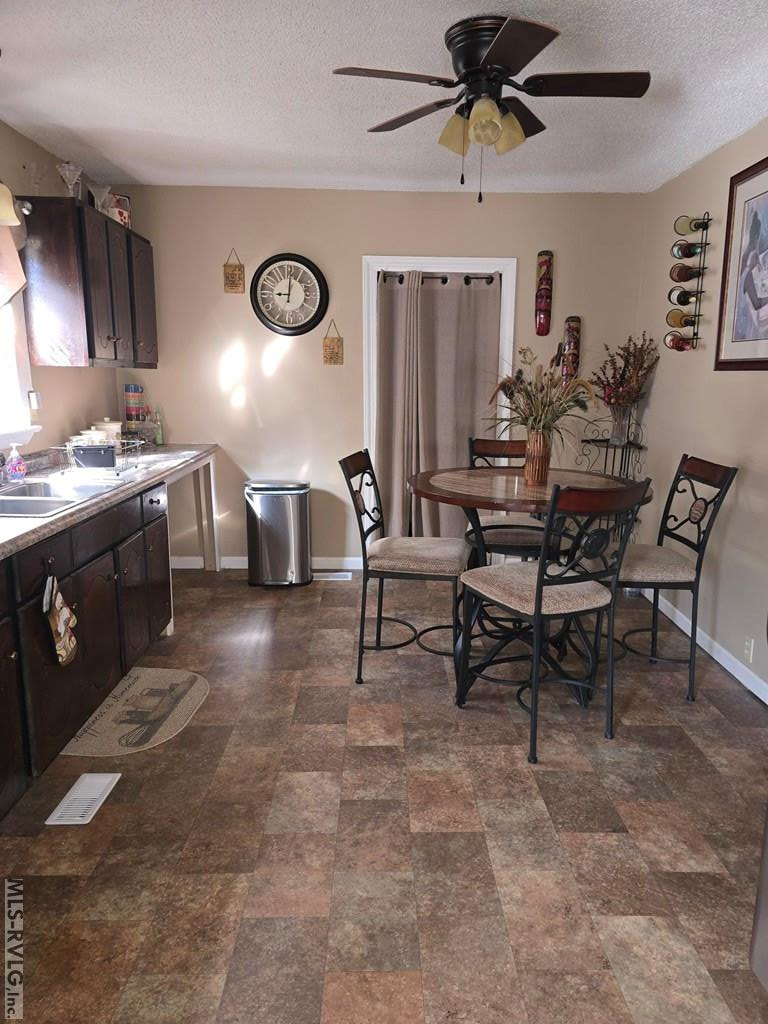 1313 Carolina Ave Property Photo 11