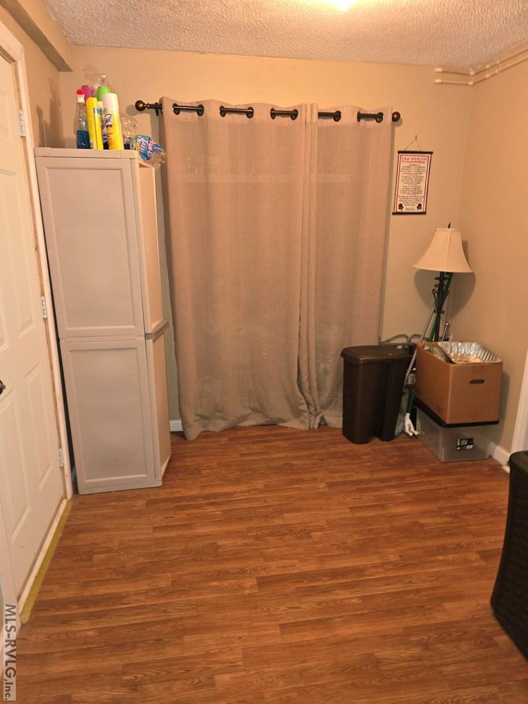 1313 Carolina Ave Property Photo 25
