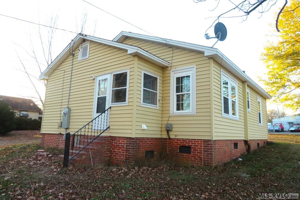 1008 Carolina Street Property Photo 4