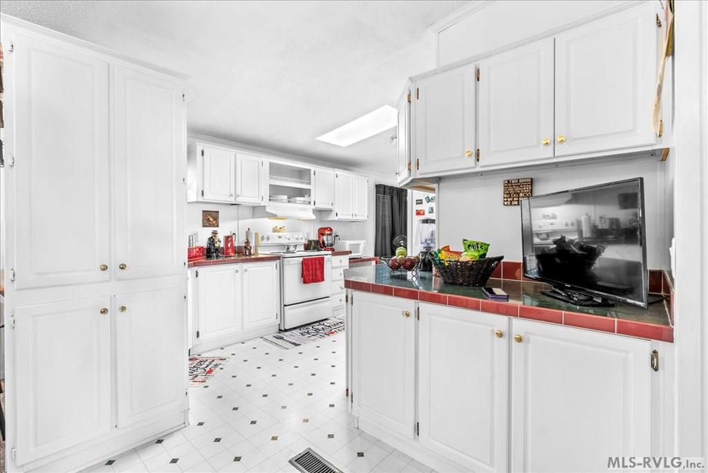 306 Franklin Street Property Photo 13