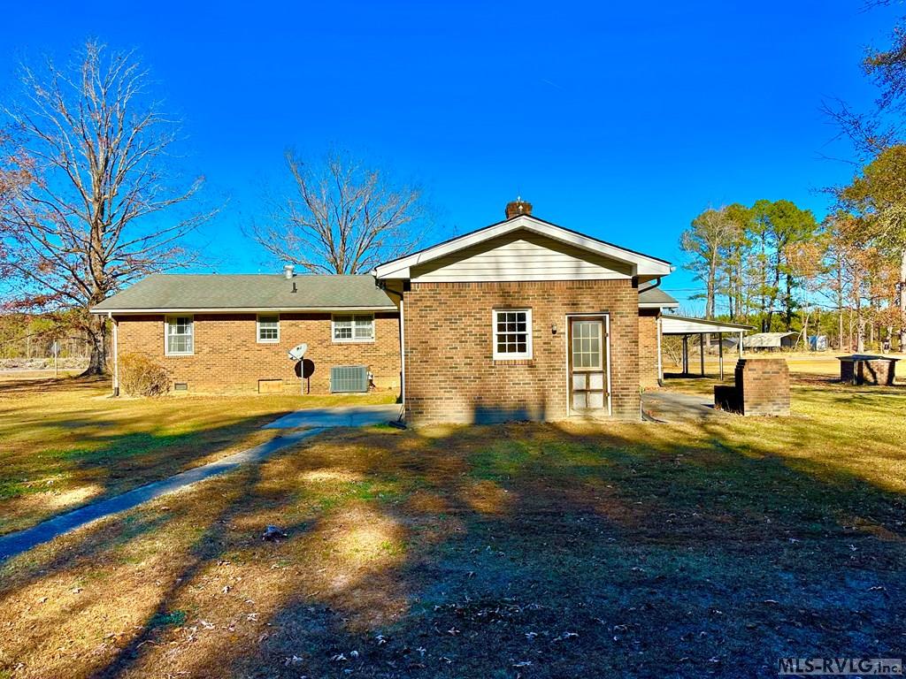 522 Francis Mill Rd Property Photo 6