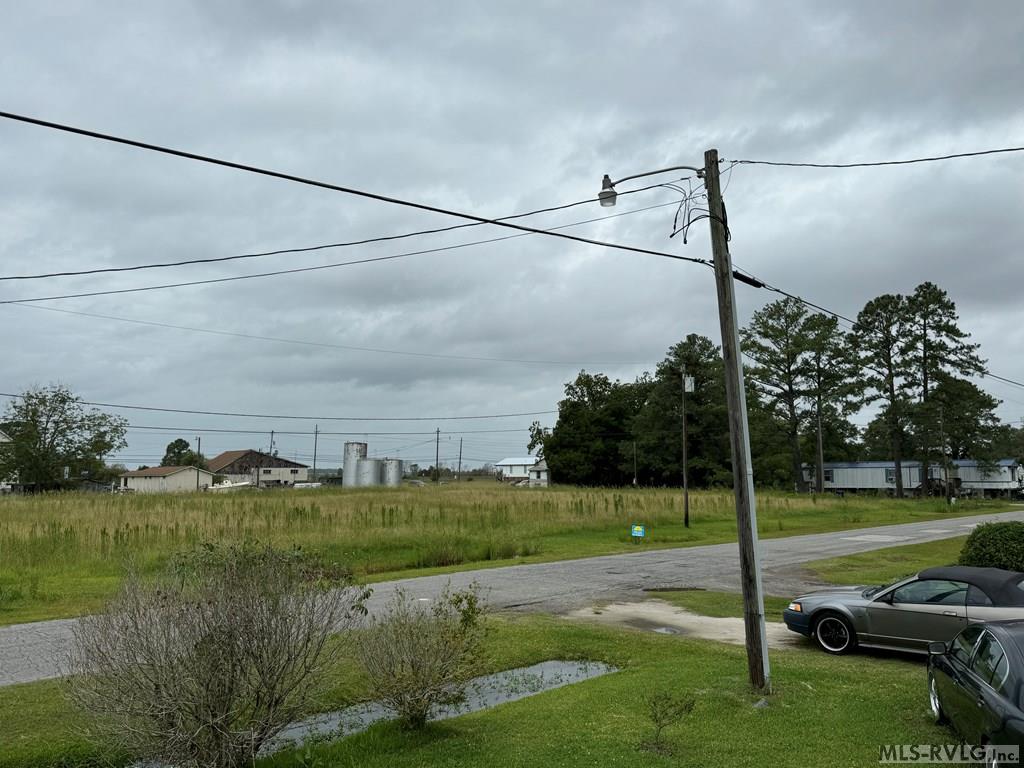 438 W Pungo Street Property Photo 4