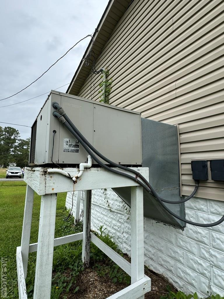 438 W Pungo Street Property Photo 5