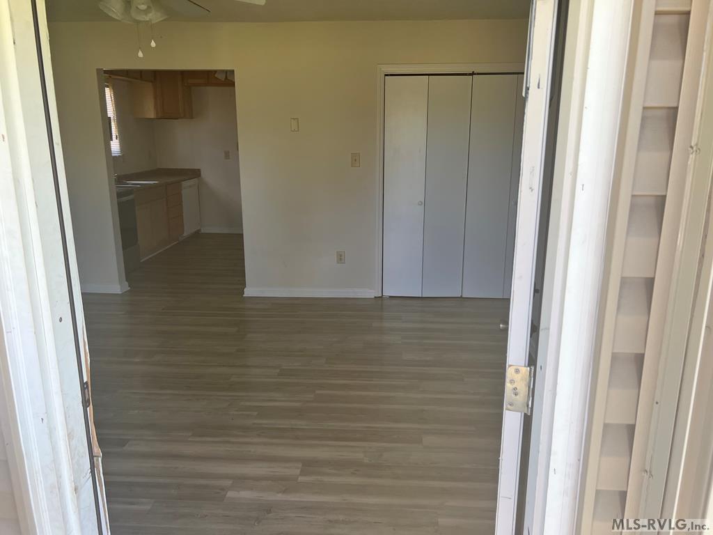 438 W Pungo Street Property Photo 45