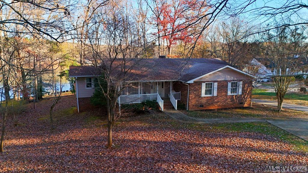 75 Roanoke Court Property Photo