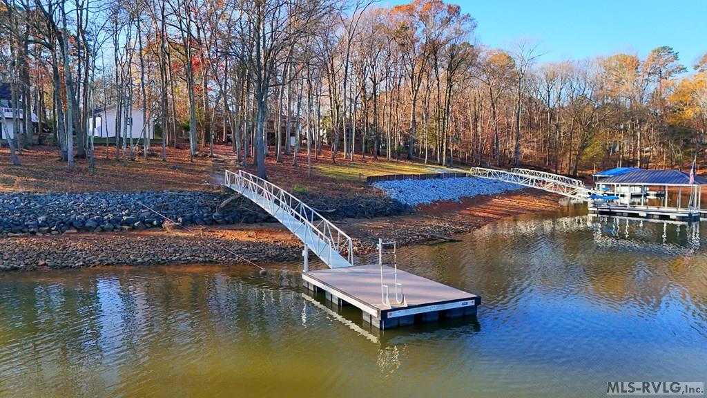 75 Roanoke Court Property Photo 3