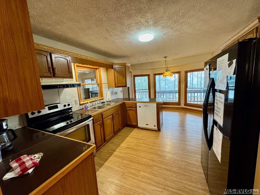 75 Roanoke Court Property Photo 8