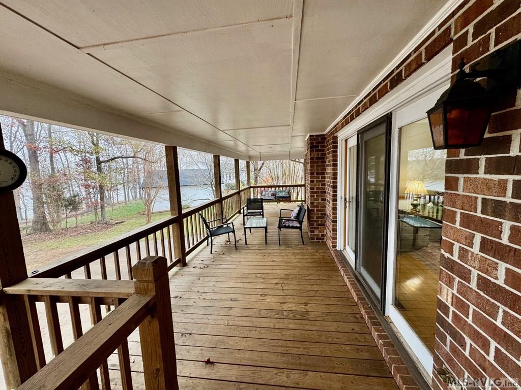 75 Roanoke Court Property Photo 18