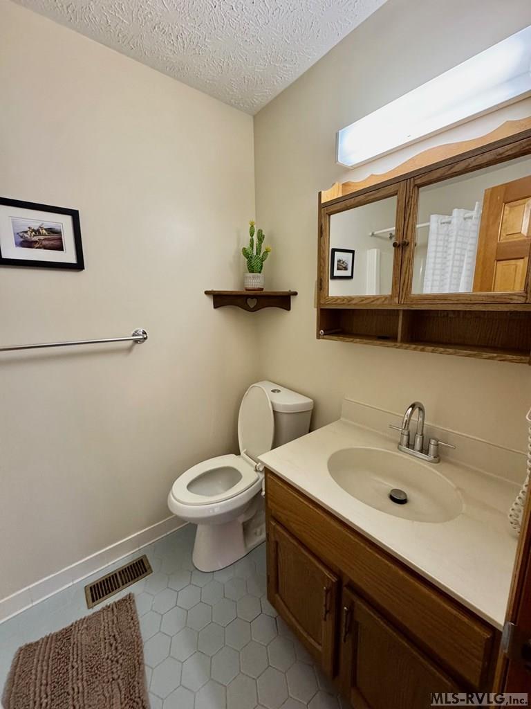 75 Roanoke Court Property Photo 21
