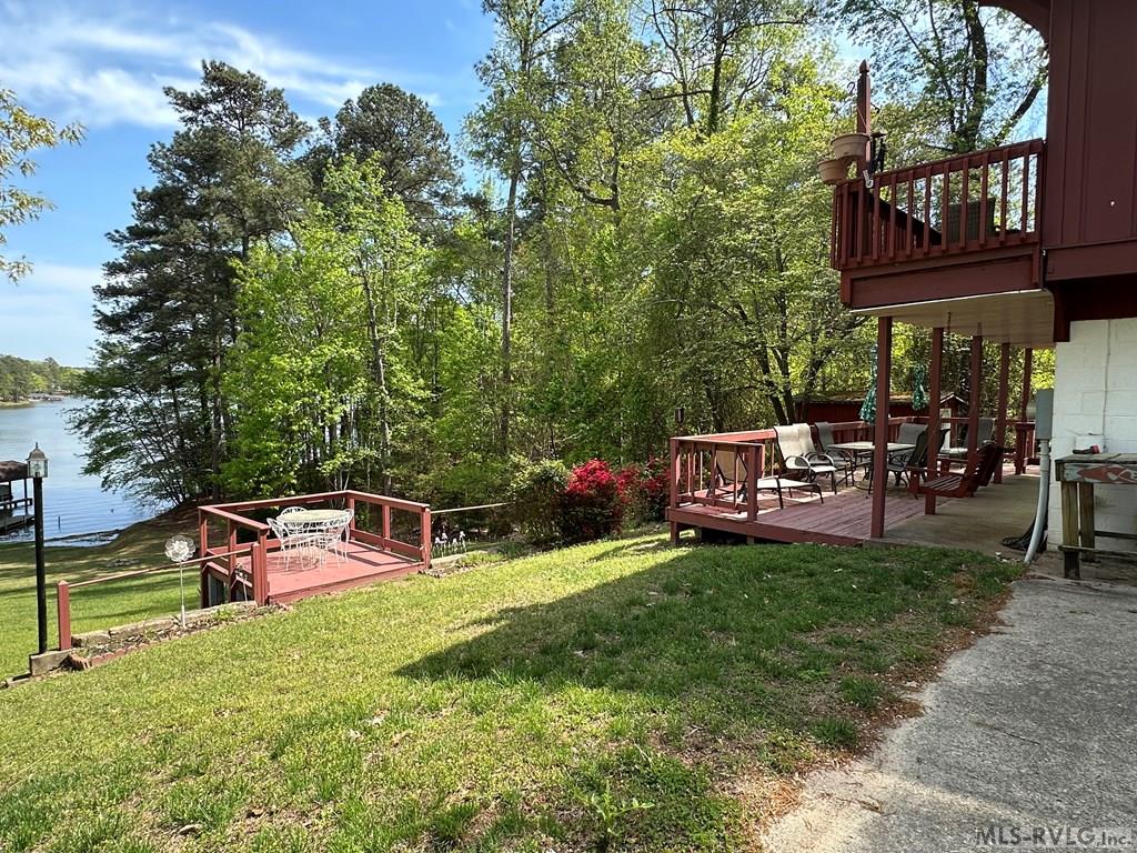 406 Wildwood Circle Property Photo 4