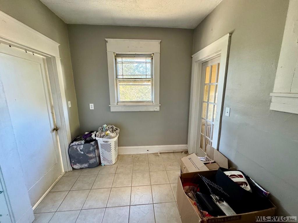 906 Virginia Ave Property Photo 27