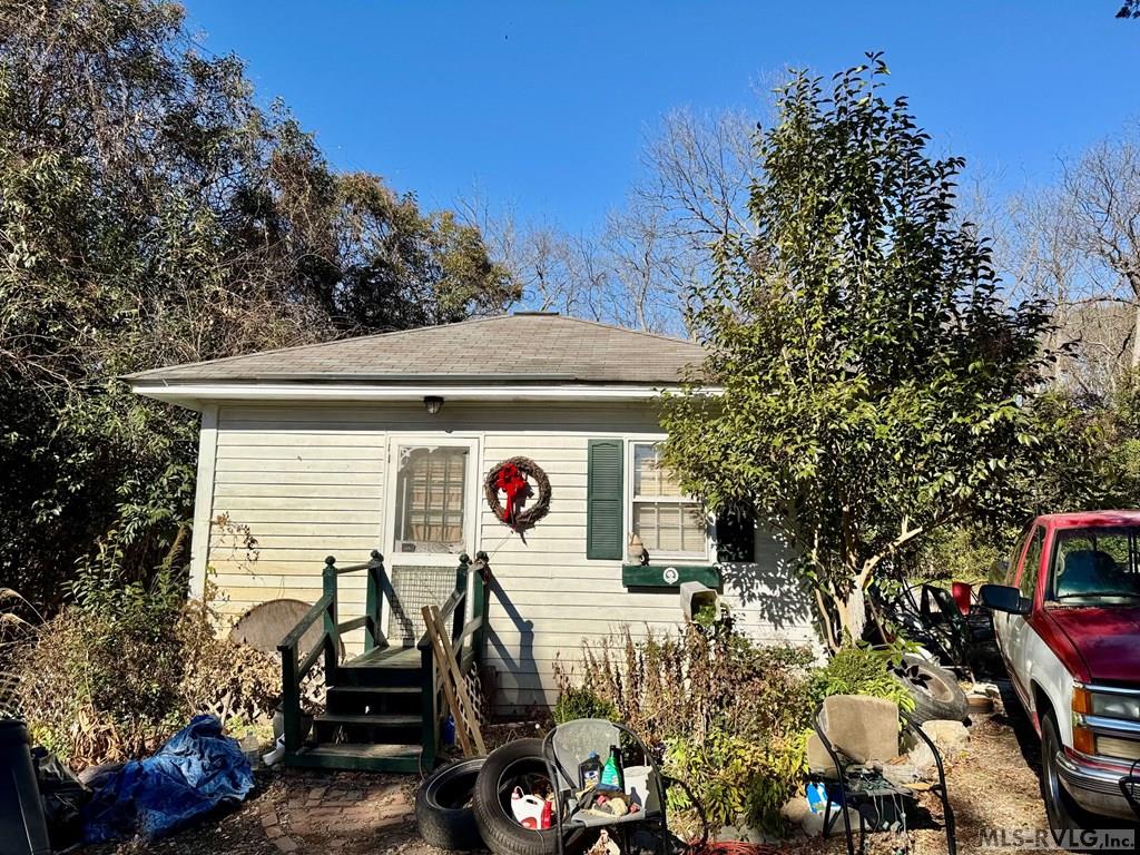 906 Virginia Ave Property Photo 32
