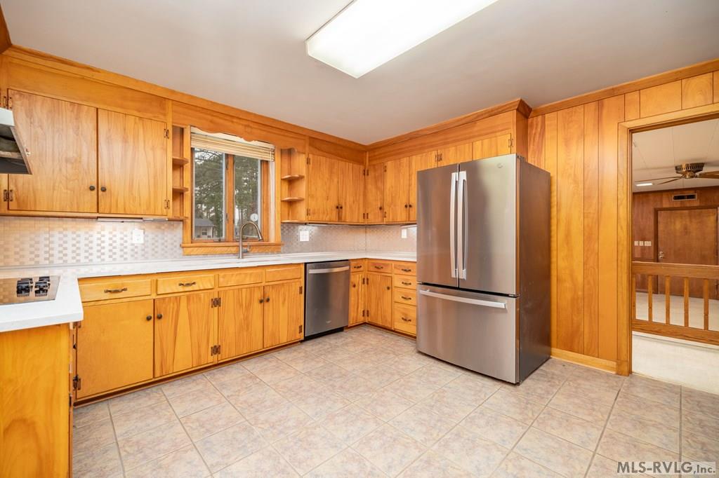416 Jefferson St. Property Photo 6