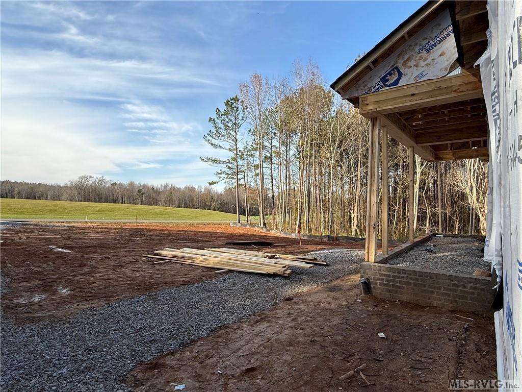 3877 Evans Creek Road Property Photo 2
