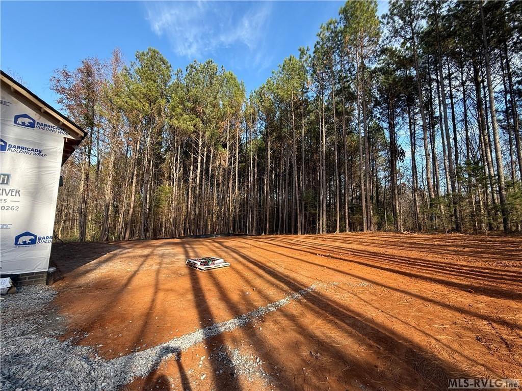 3877 Evans Creek Road Property Photo 3