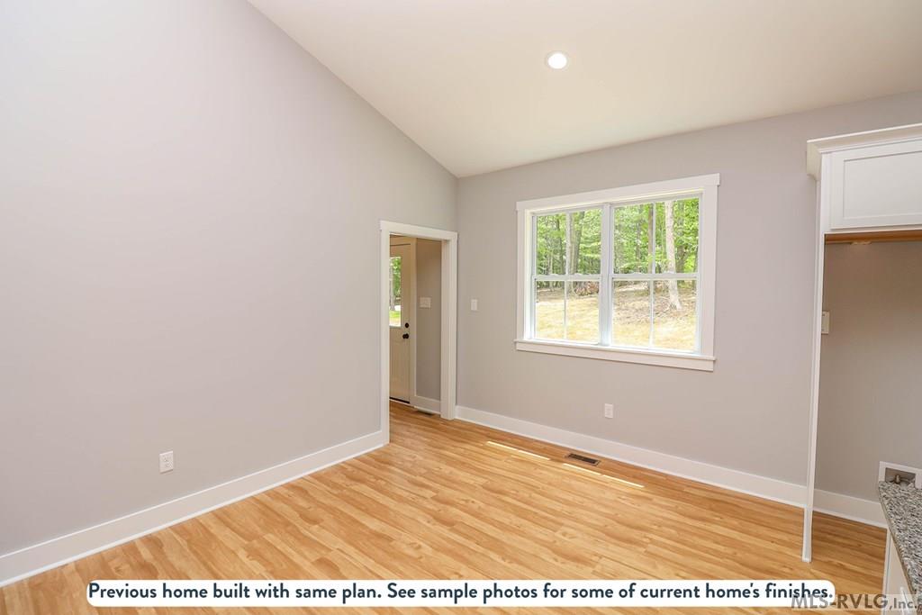 3877 Evans Creek Road Property Photo 6