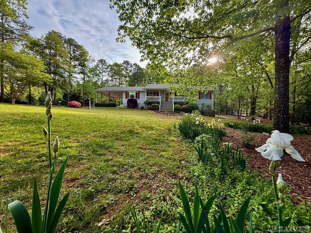 2530 Great Creek Dr Property Photo 1