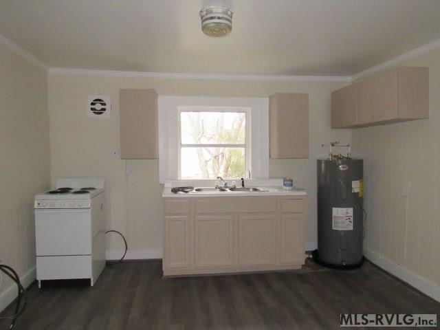 214 Boyette Property Photo 10