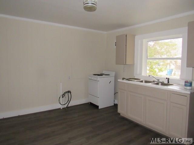 214 Boyette Property Photo 11