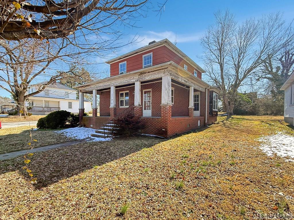 Lunenburg County Real Estate Listings Main Image