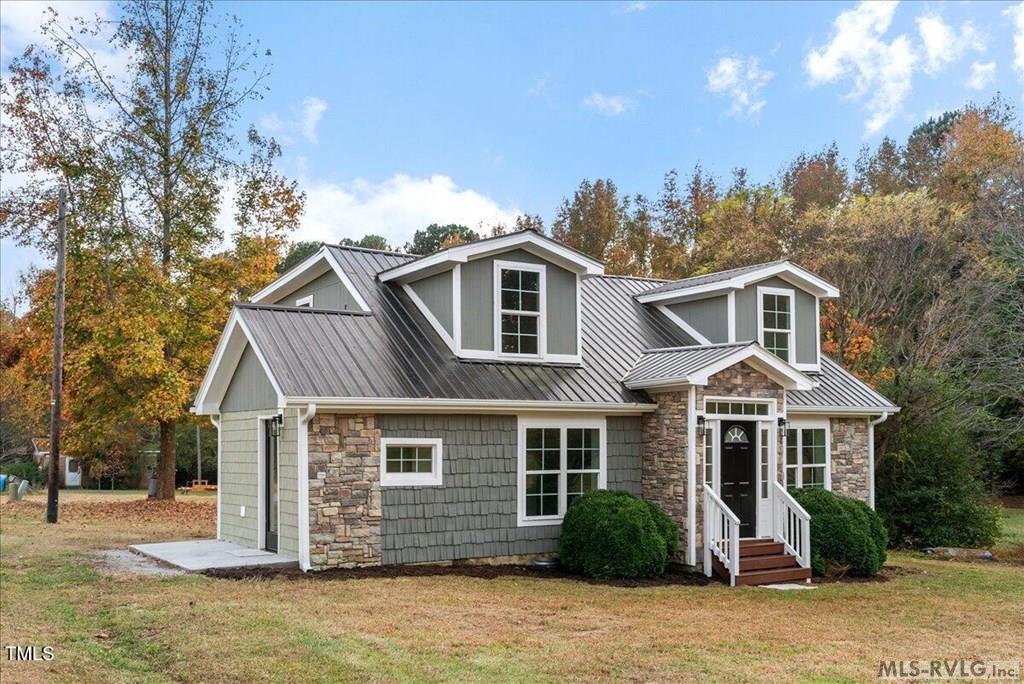 40 Hosta Property Photo 1