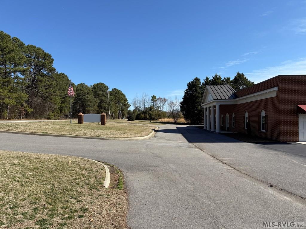 1260 North Mecklenburg Avenue Property Photo 4
