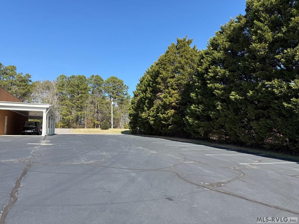 1260 North Mecklenburg Avenue Property Photo 12