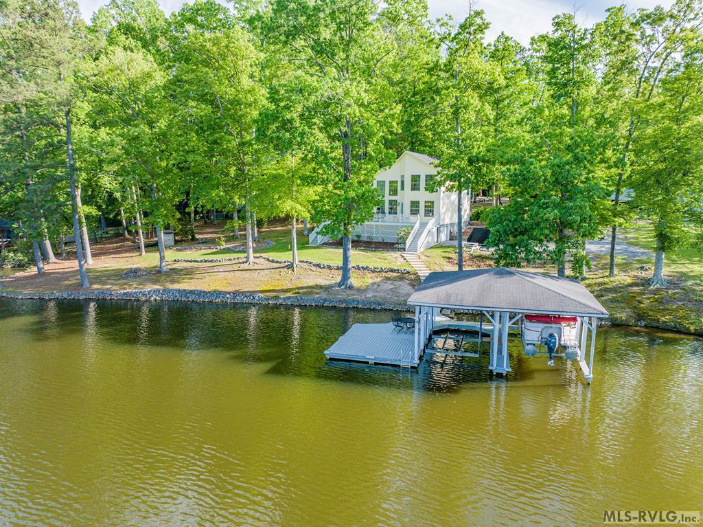 3180 River Road Property Photo