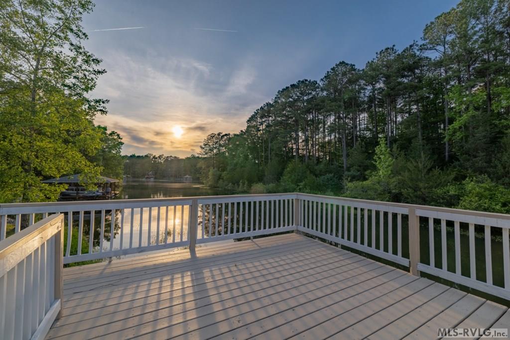 114 Sunset Circle Property Photo