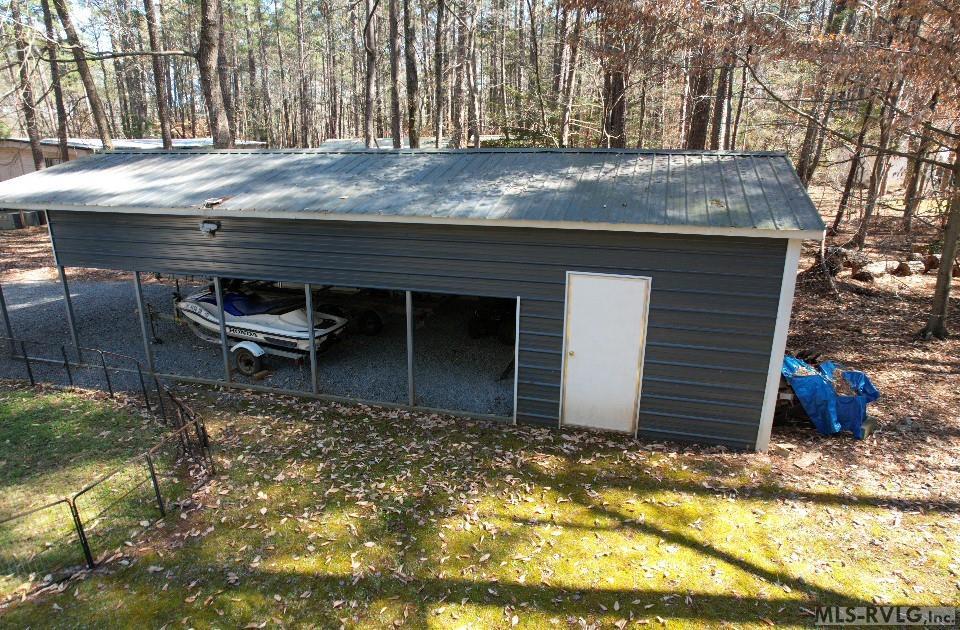 111 Locus Ct Property Photo 29