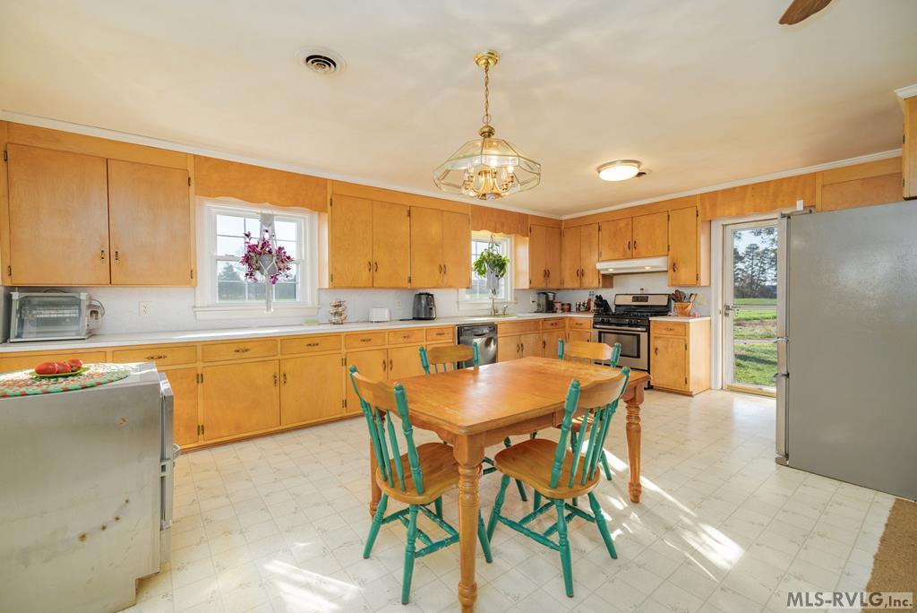 3365 Foundry Creek Road Property Photo 7