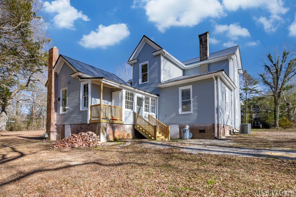 437 S. Main St. Property Photo 3