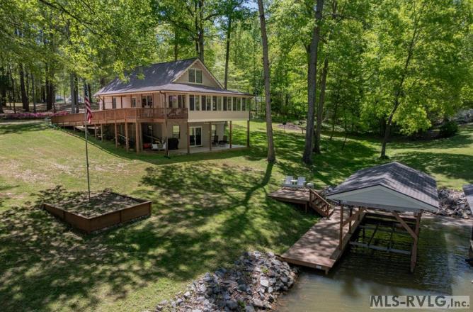 111 Oak Ridge Ct Property Photo
